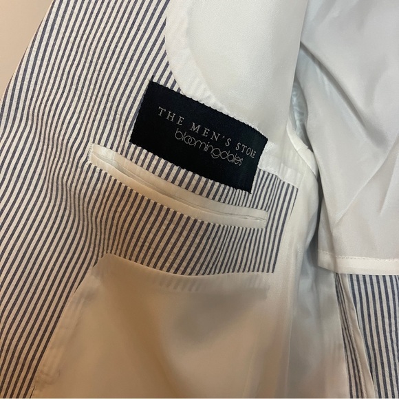 Pinstripe White and Blue Sport Coat Size 40R The Men’s Store Bloomingdale’s NWOT - Picture 4 of 6